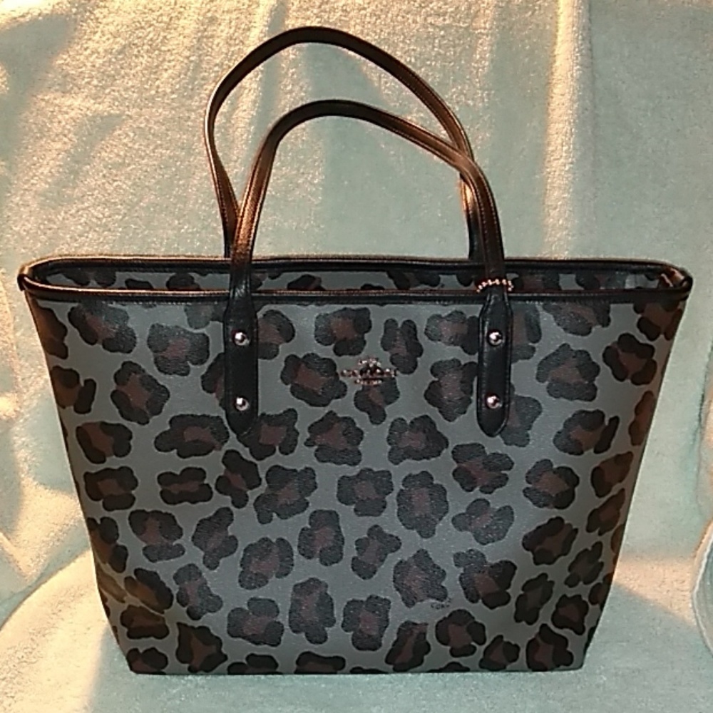 Coach leopard tote